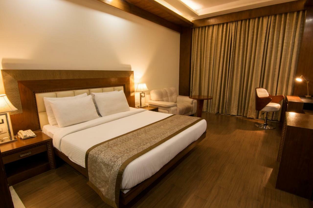 Grand Imperial Resort Mussoorie Exterior photo